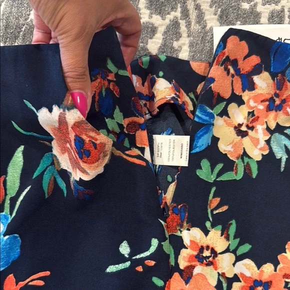 Floral Women's Shorts - Picture 6 of 6